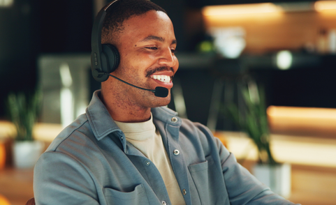 IT support specialist providing responsive technology assistance